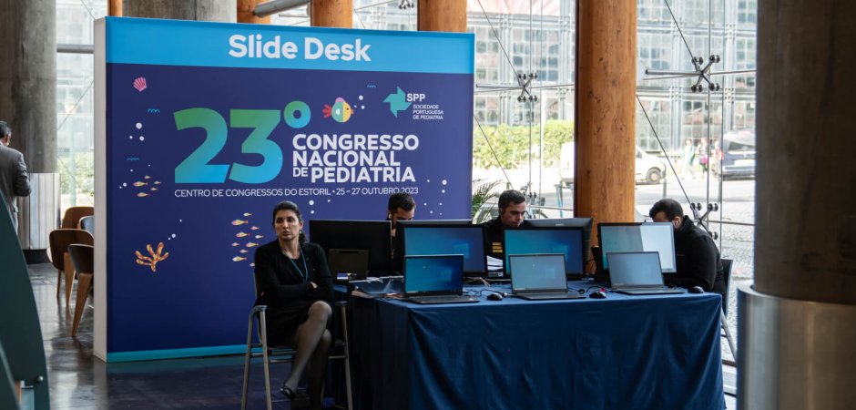 Slide Desk