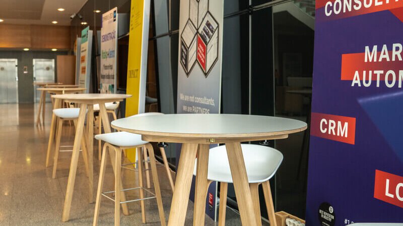 Table CPH20 Ø70 cm Table CPH20 Ø70 cm