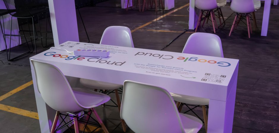 Personalization of furniture with printed vinyl Personalization of furniture with printed vinyl