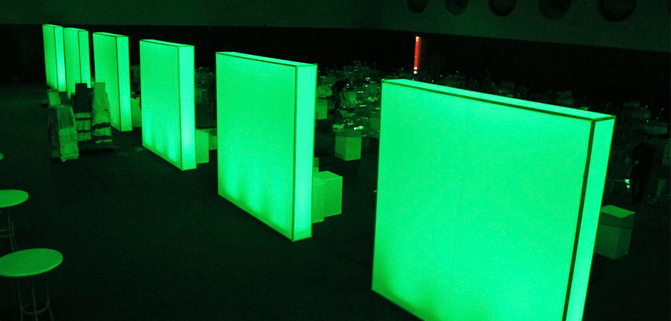 Square Screens Square Screens