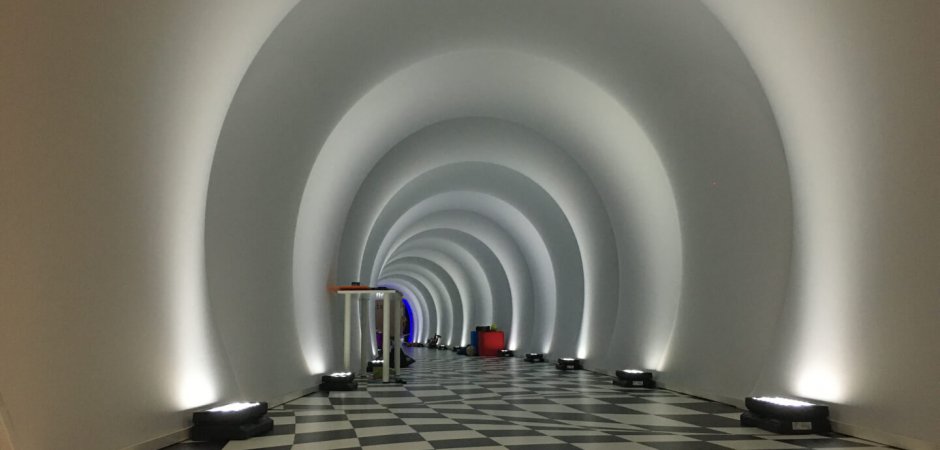 Tunnel Tunnel